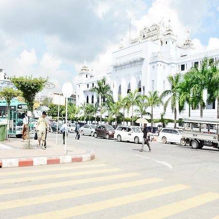 Hotel Bond Yangon Eksteriør bilde