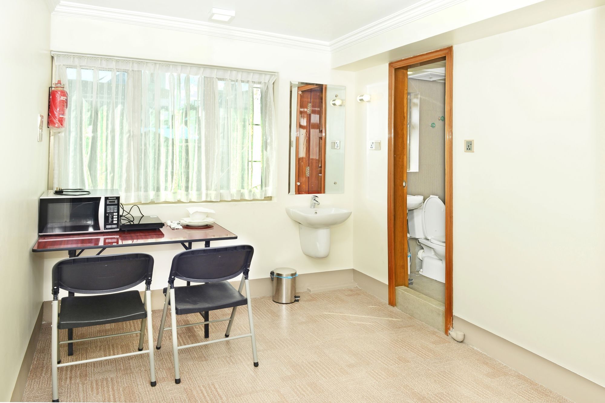 Hotel Bond Yangon Eksteriør bilde